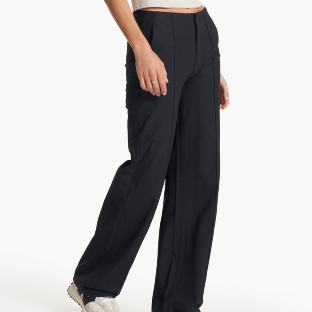 Vuori Women’s Meta WideLeg Pants